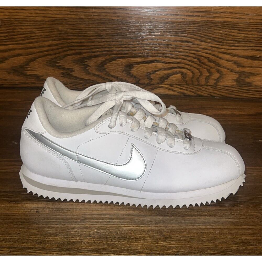 Nike Cortez Women’s ‘72 Tennis Shoes Size 5 White Silver 317266-101 2008
